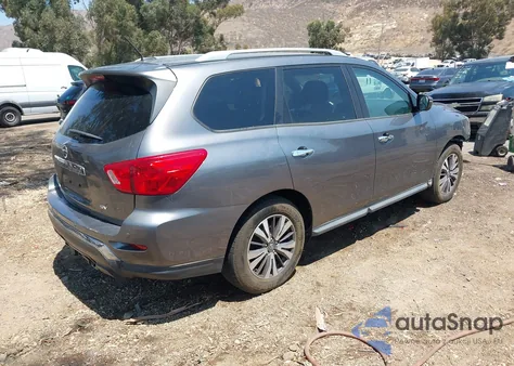 2018 Nissan Pathfinder Sv z USA, uszkodzony, nr VIN 5N1DR2MN9JC604554